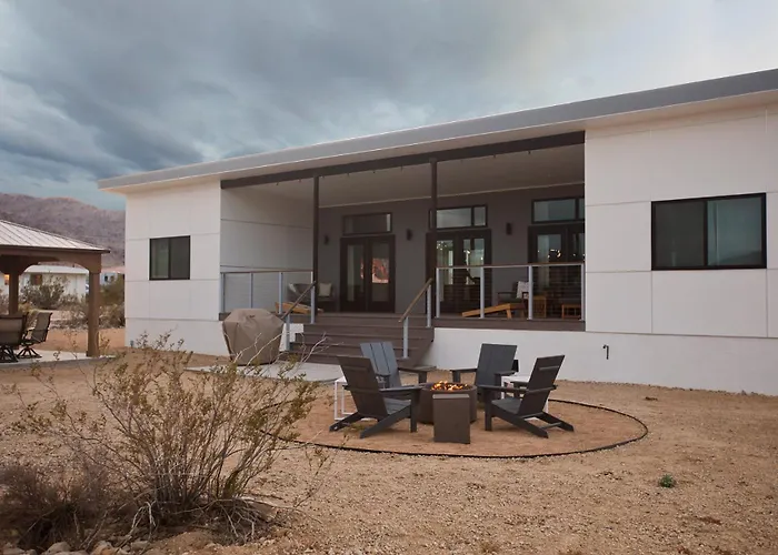 Modern Desert Dream - New Build