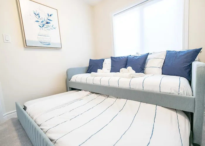 Brand New Home Minutes From Niagara Falls.