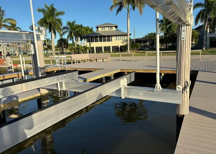 Lostman'S Lodge - Everglade City, Sunset View Pool & Hot Tub