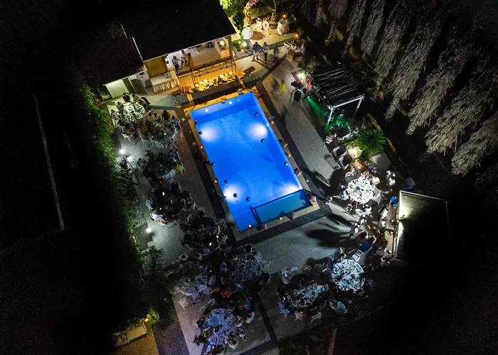 Villa Lory