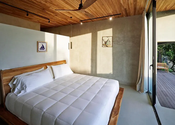 Selva Resort Ocean View Luxury Villas