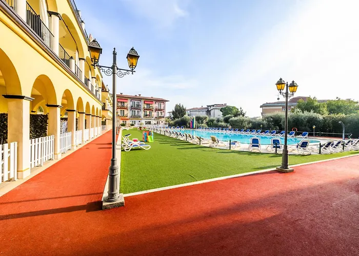 Giardino Dei Colori 107 - Residence Pool&Fitness