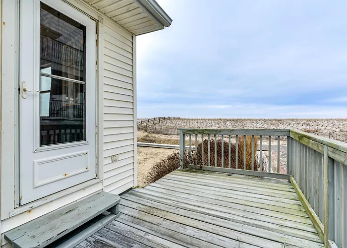 Beachfront Lavallette Home - 2 Mi To Casino Pier!