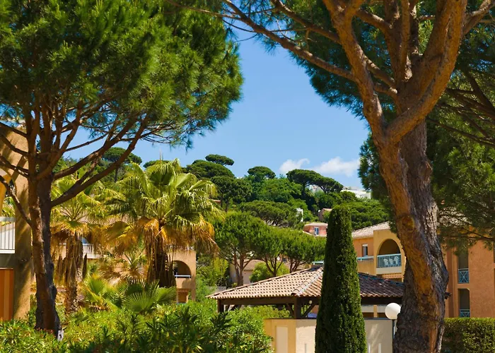 Appartement Residence Santa Barbara Avec Piscine Et A 750M De La Plage