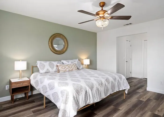 Rancho Vino- Two Master Bedrooms