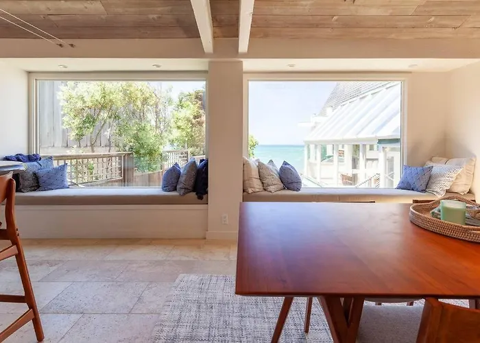 Walk To The Beach From This Ocean Front Home