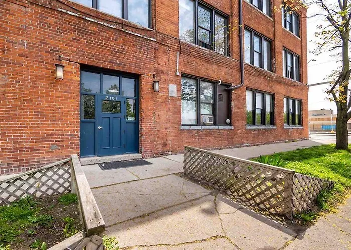 420 Friendly Boho Loft Downtown King Suite Free Parking