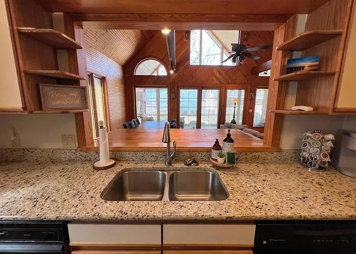 New! Lake Murray - Big Water With Mountain Views