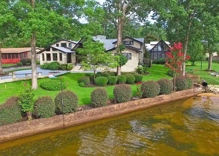 New! Lake Murray - Big Water With Mountain Views