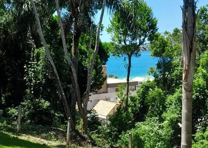 Bombinhas Inn