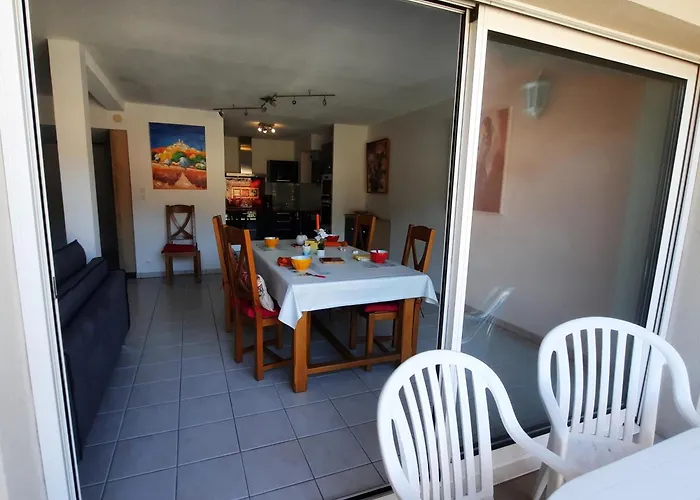Les Romarins, Appartement Impeccable Et Son Parking Prive