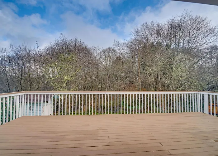 'Blackberry Cottage' W/ Yard Near Westport & Beach