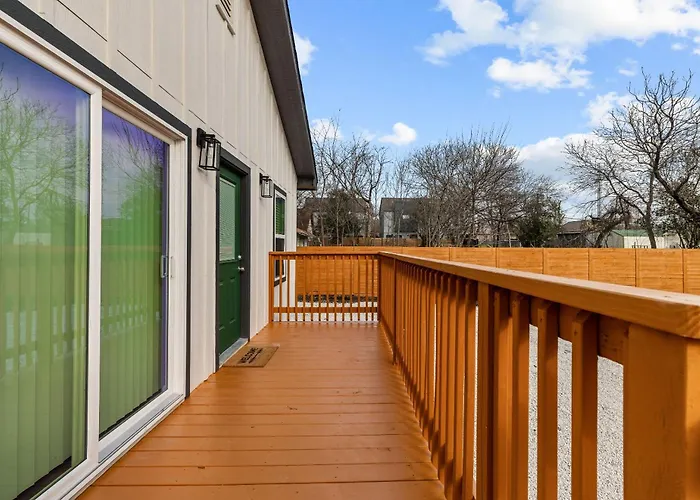 Charming Walkable 4 Br2.5 Ba Near Dtown Riverwalk