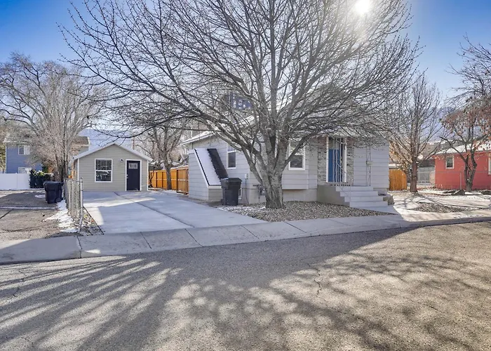 Cedar City Studio Retreat: Patio, Fire Pit & Grill
