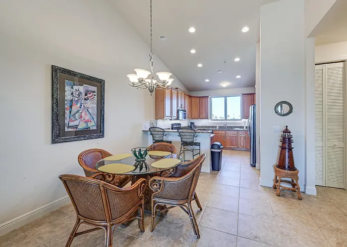 Everglades City Condo W/ Porch: Steps To Water!