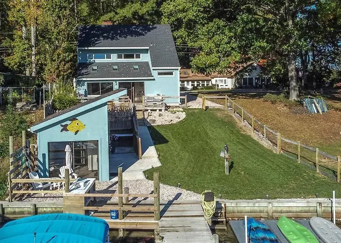 Waterfront House With Private Dock And Fishing
