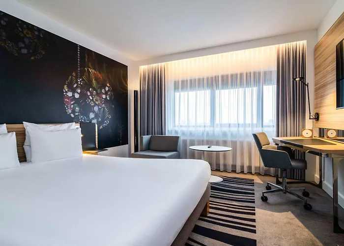 Amsterdam Hotels near Schiphol Airport (AMS)