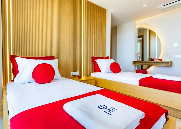 Villa Phi With Heated Indoor Pool