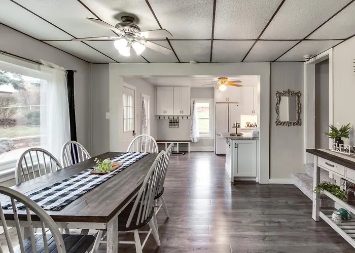 Family-Friendly Altoona Abode W/ Spacious Patio!