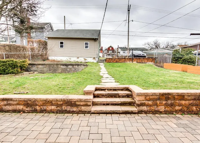 Family-Friendly Altoona Abode W/ Spacious Patio!