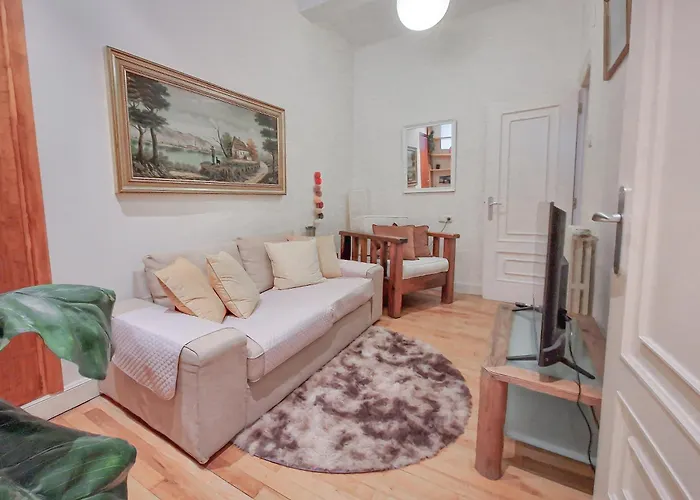 Casa Del Norte - Quiet, Cozy & Fantastic Location!