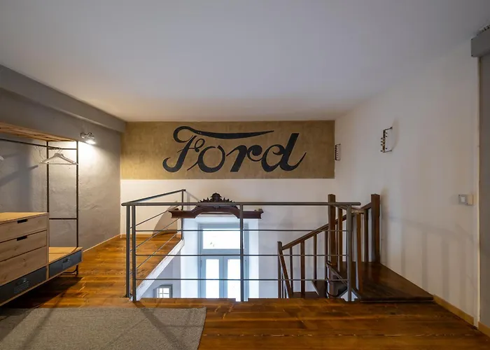 Lungarno Buozzi 7 Apartments