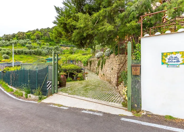 Starhost - La Casella Seaview Garden Terrace And Parking