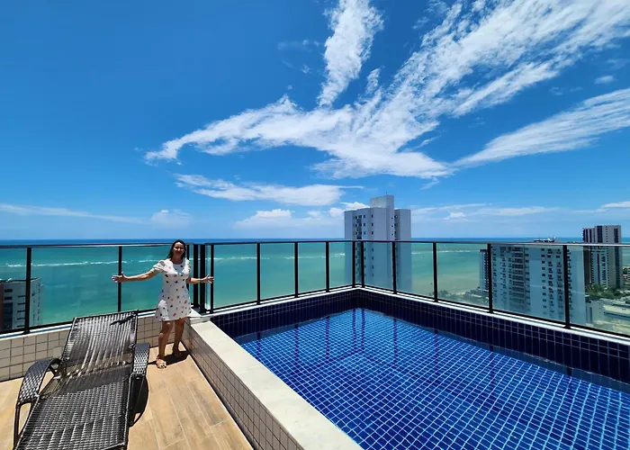 Flat Frente Mar Em Candeias, Piscina E Garagem