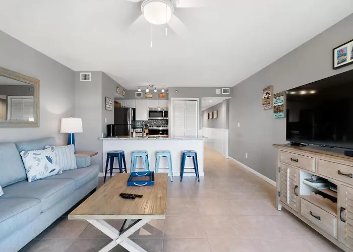 Tropical Getaway W/Private Beach 1 Bd Condo
