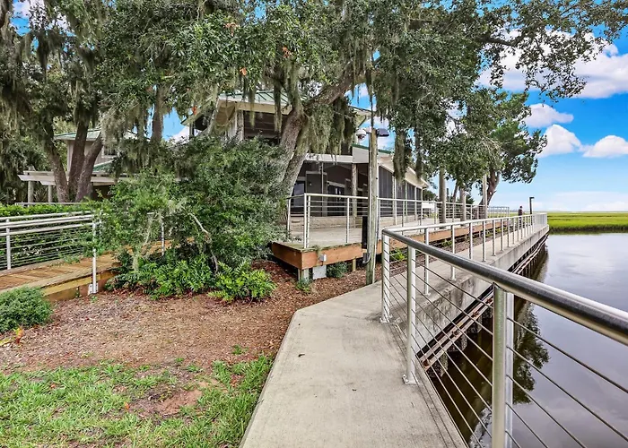 2311 Courtside Villas