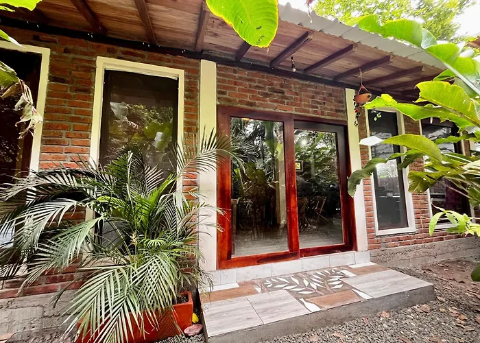 "Itchimbia Garden Ayampe" La Fusion De La Montana El Mar Y Oasis