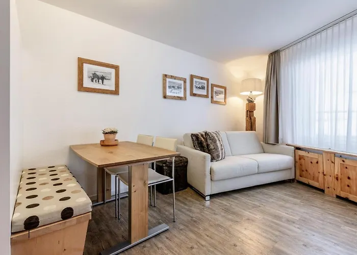 Haus Lorez B-5