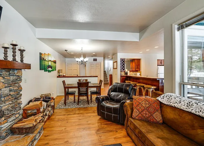 Meadow Creek Golf Resort Condo: Skiing & Lake Life