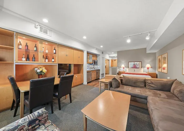 Palisades Tahoe Lodge Rentals Studio #226