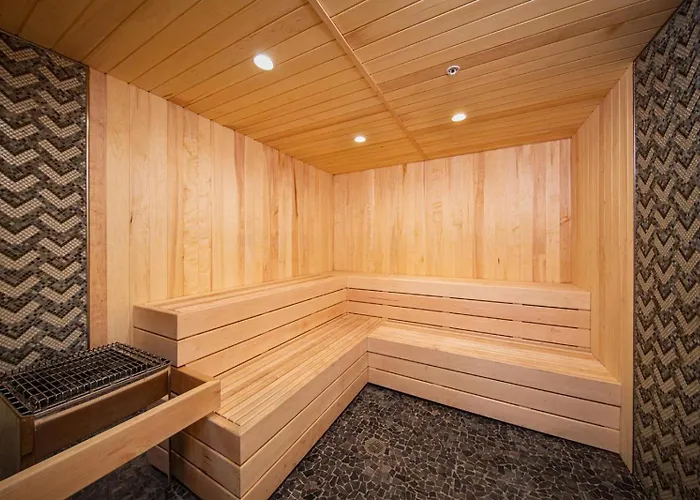 Palisades Tahoe Lodge Rentals Studio #144