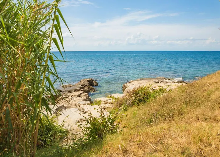 Holiday Home Semi-Detached Villa Crveni Vrh 1-2-3- By Interhome