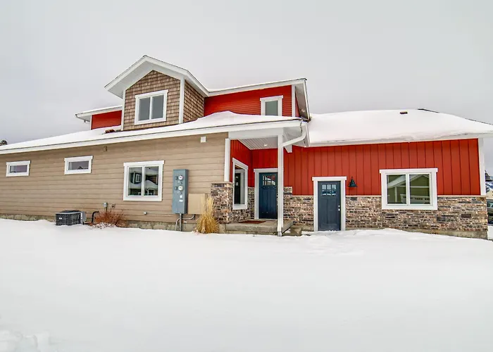 Hike, Fish & Ski! Bright Swan Valley Townhome
