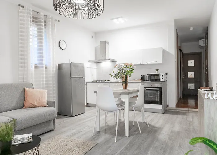 Ca' Latina - Cozy Home In Pieno Centro Storico
