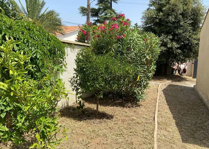 La Poetique - Air-Conditioned House With 3 Bedrooms!
