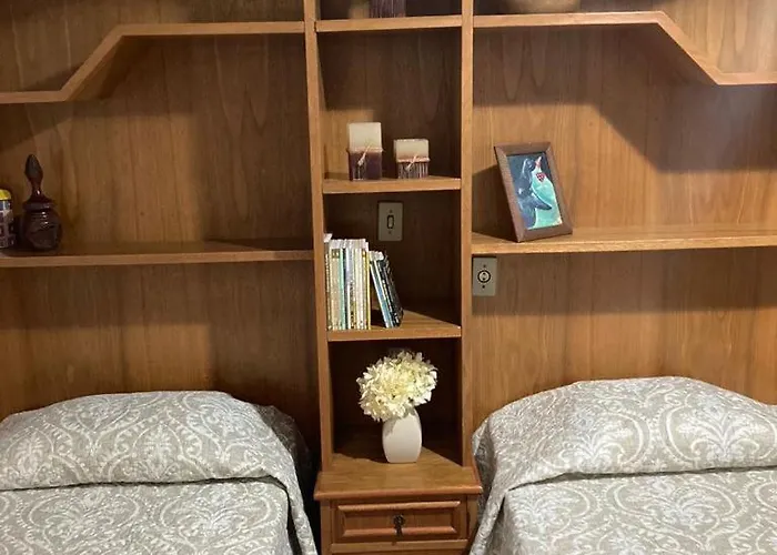 Quartos em casa no Clelia Bernardes