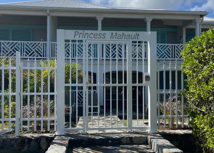 Princess Mahault - Beachfront - Orient Bay - Luxury Apartment