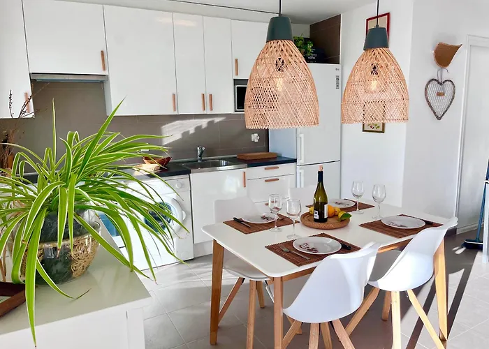 * Villa Ideale Famille-Plage, Activites, Commerces