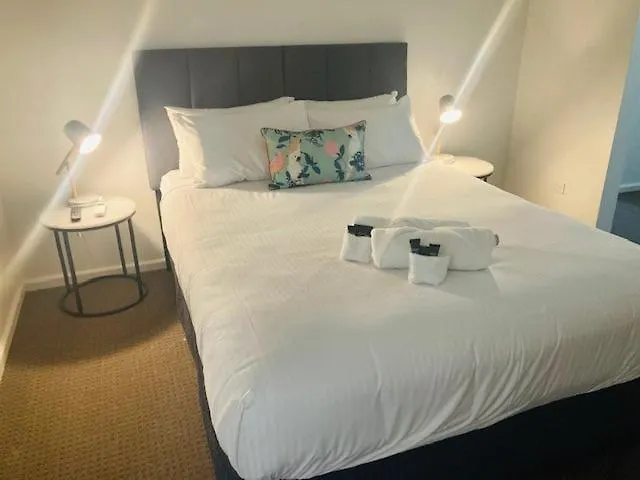 The Platypus Accommodation & Cafe