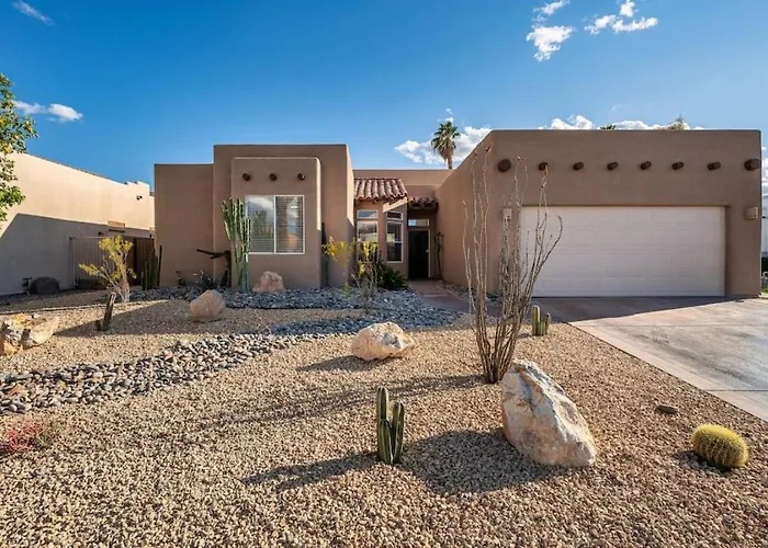 Pueblo Viejo Desert Minimalist Pool Home