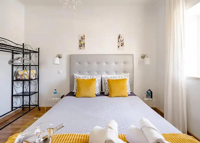 Jose & Ester House