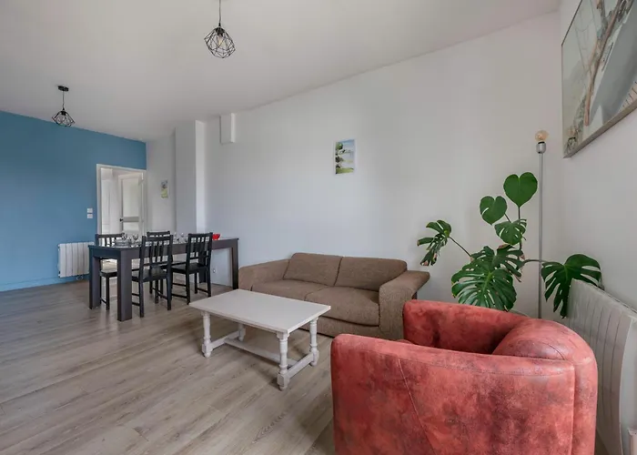 A 50M De La Plage, Appartement Vue Mer