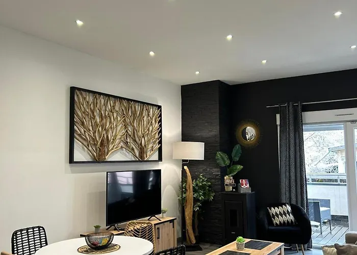 Black&White Home-By So'Serenityhome-Balcon-Parking