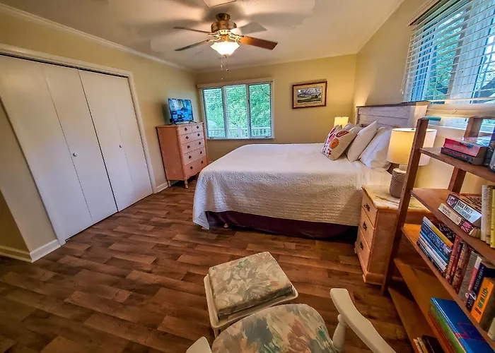 Grapevine Retreat
