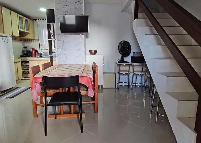 Residencial Hannah - Casa 6 - Porto Belo SC - Bairro Perequê