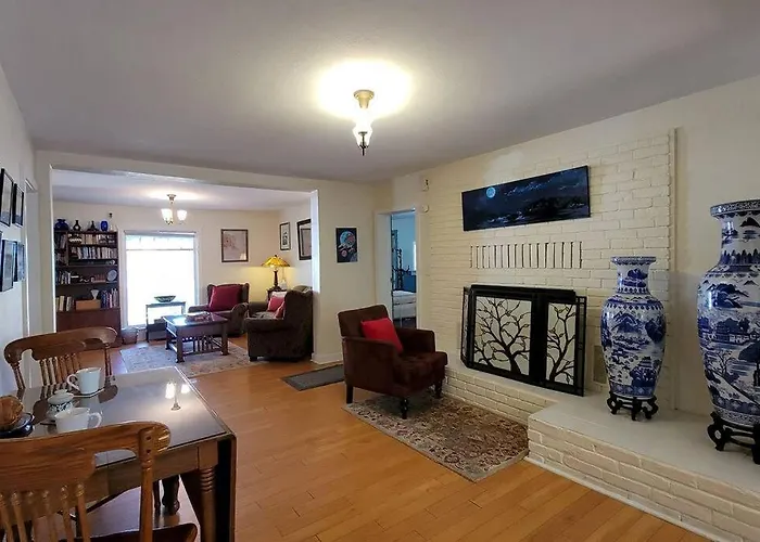 Bluemoon Vacation Rentals - Bluemoon House